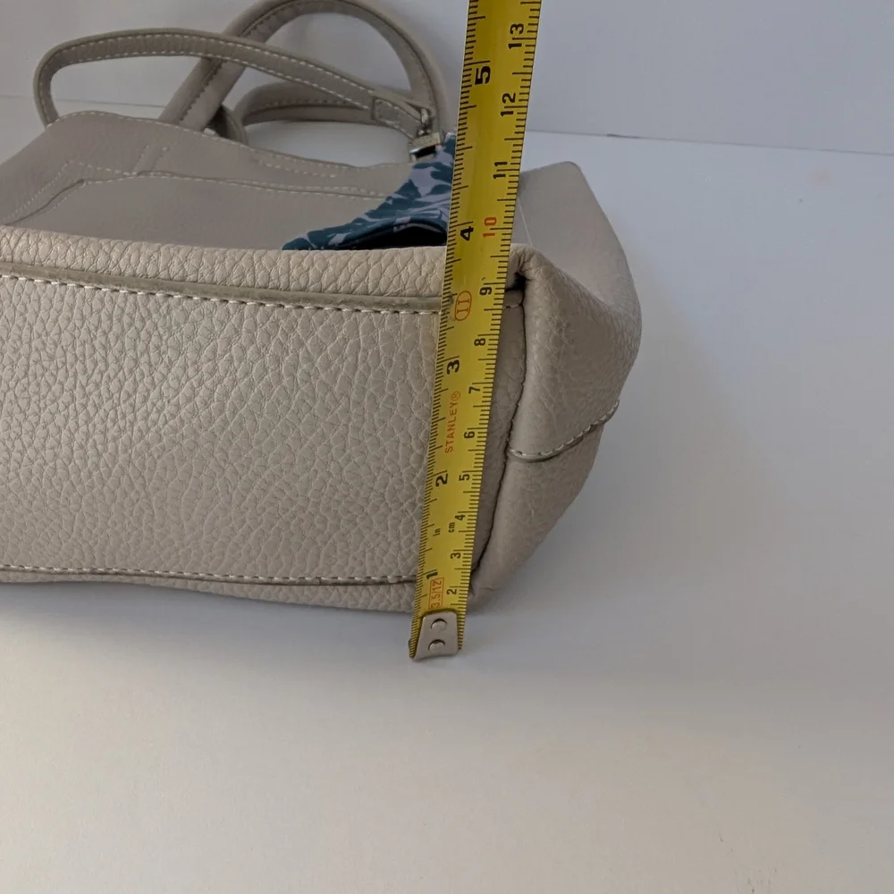 Steve Madden elegant shipping